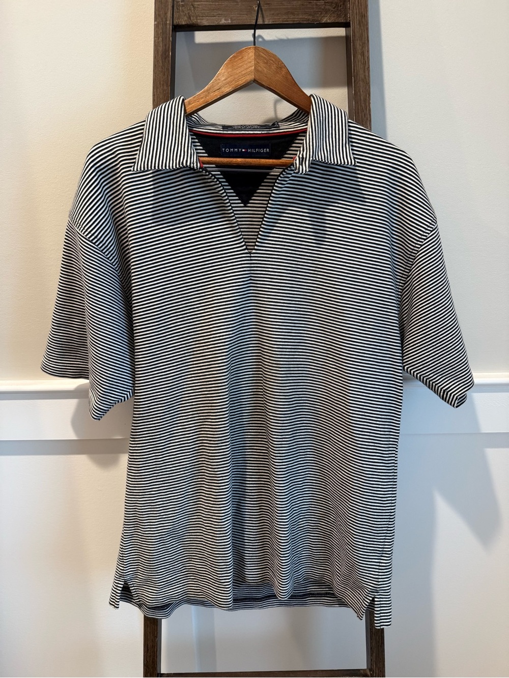 Tommy Hilfiger Men’s Black & White Narrow-Stripe Polo